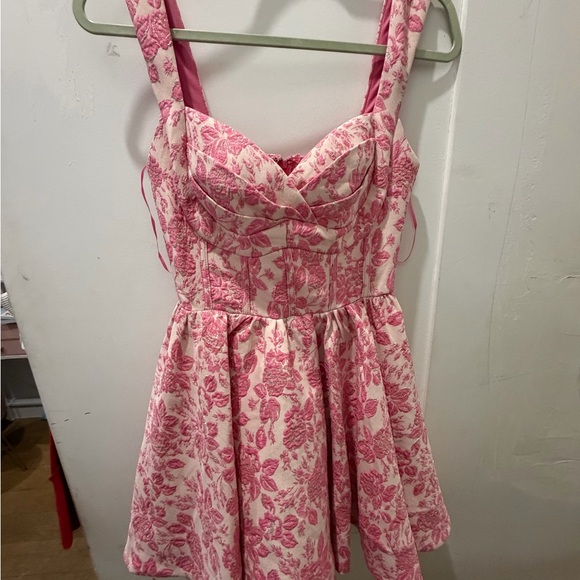 Windsor Dresses & Skirts - Windsor Pink and Cream Floral Dress